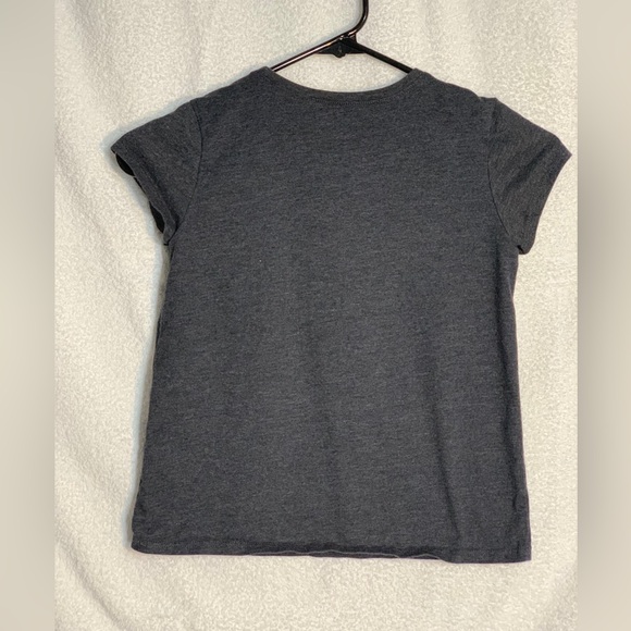 Children’s Place Graphic Tee - Picture 2 of 2